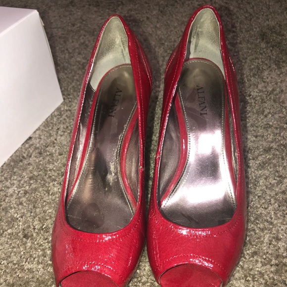 Red Wedges‼️BOGO‼️ - Picture 6 of 7